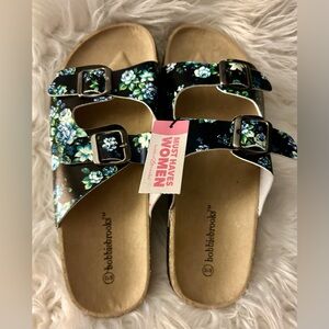 Bobbie Brooks Women's Slip-On Open Toe Floral Buckle Sandals -Size 9/10 New